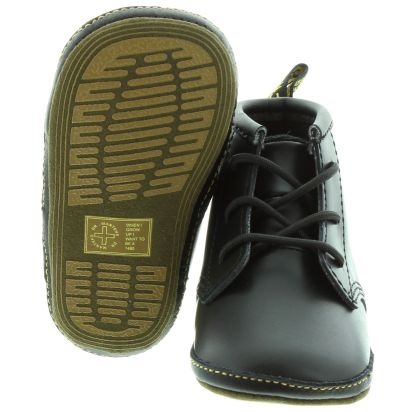 Dr martens crib 2025