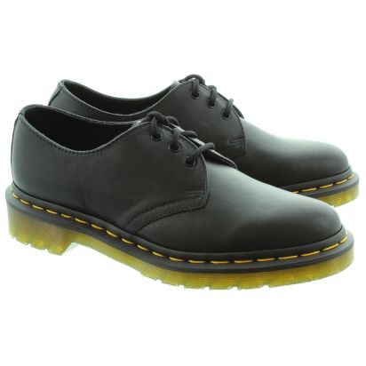 dr martens 1461 virginia