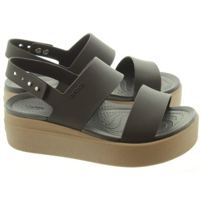 crocs ladies slippers