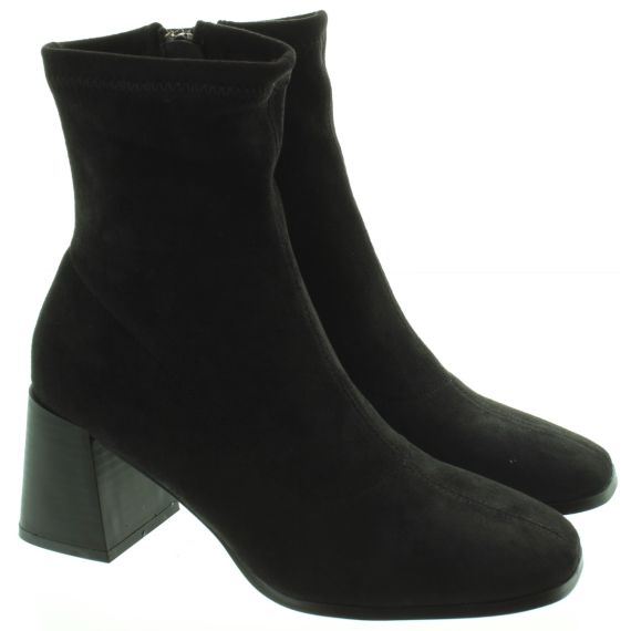 LUNAR GLE091 Stefan Heeled Ankle Boots In Black