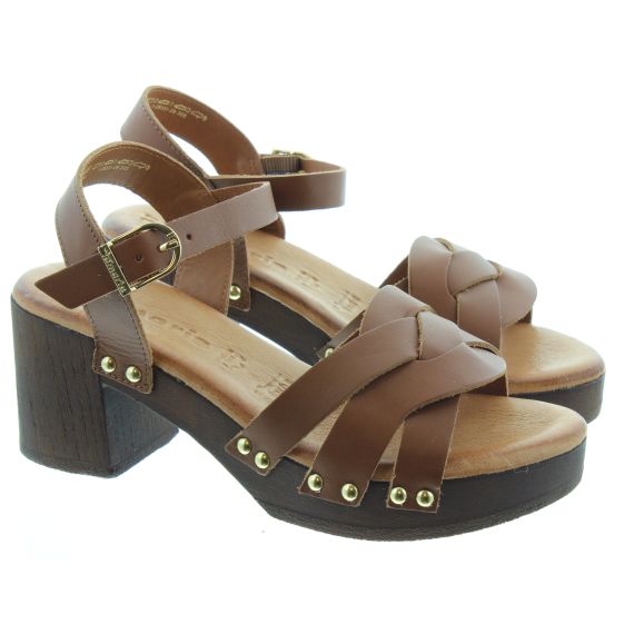 TAMARIS 28331 Clog Style Sandals In Tan