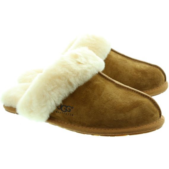 UGG Scuffette Sheepskin Slipper in Chestnut