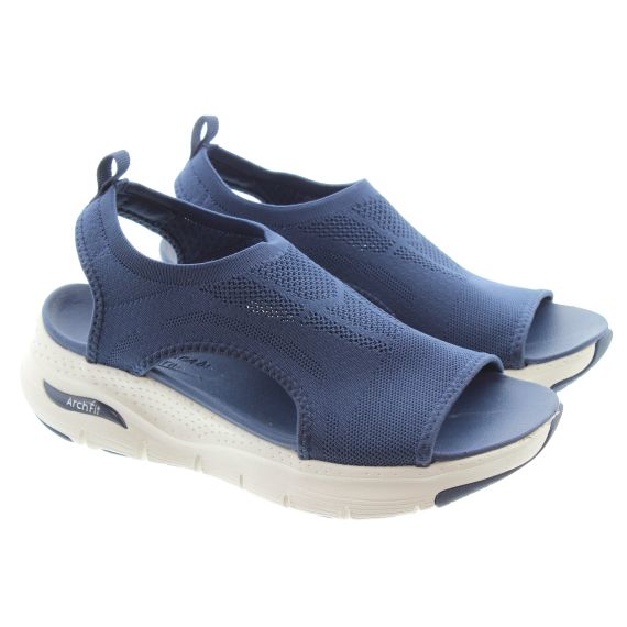 SKECHERS Ladies 119236 City Catch Arch Fit Slip On Shoes In Navy