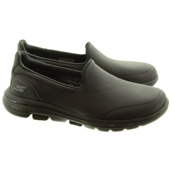 SKECHERS Ladies 15923 Go Walk5 Shoes In All Black