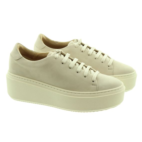 TAMARIS Ladies 23773 Flatform Trainers In Ivory