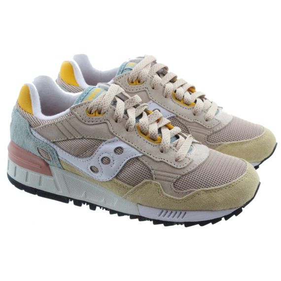 SAUCONY Adults Shadow 5000 Trainer In Beige Multi 