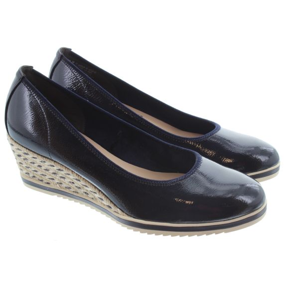 TAMARIS Ladies 22305 Wedge Shoes In Navy 