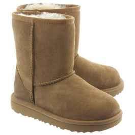 Ugg Kids Classic Short 2 Boots In Chestnut in Chestnut