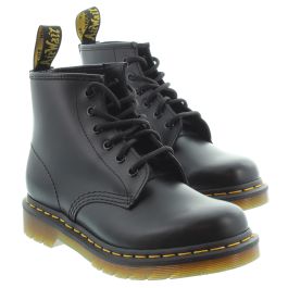 Dr martens online 6 eye black