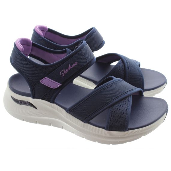 SKECHERS Ladies 164078 Arch Fit 2.0 Kennedy Sandals In Navy and Purple